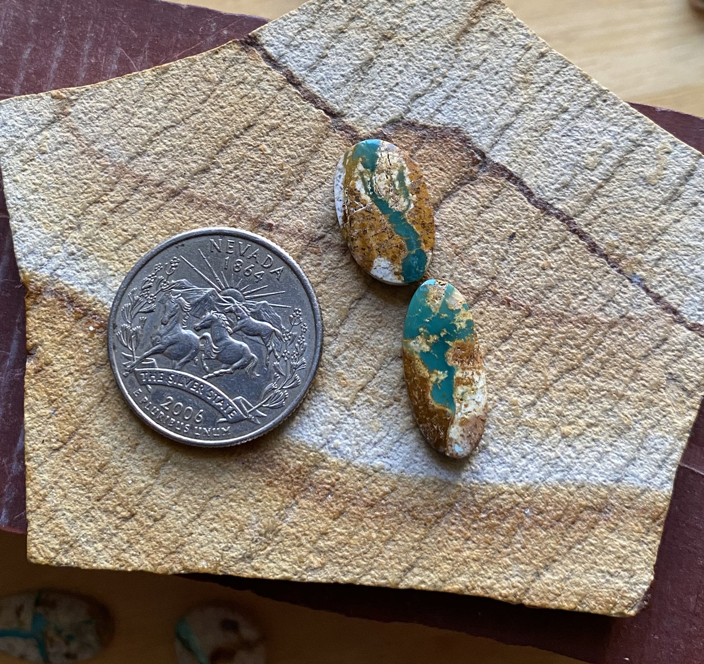 9 carats boulder-cut Stone Mountain Turquoise cabochons