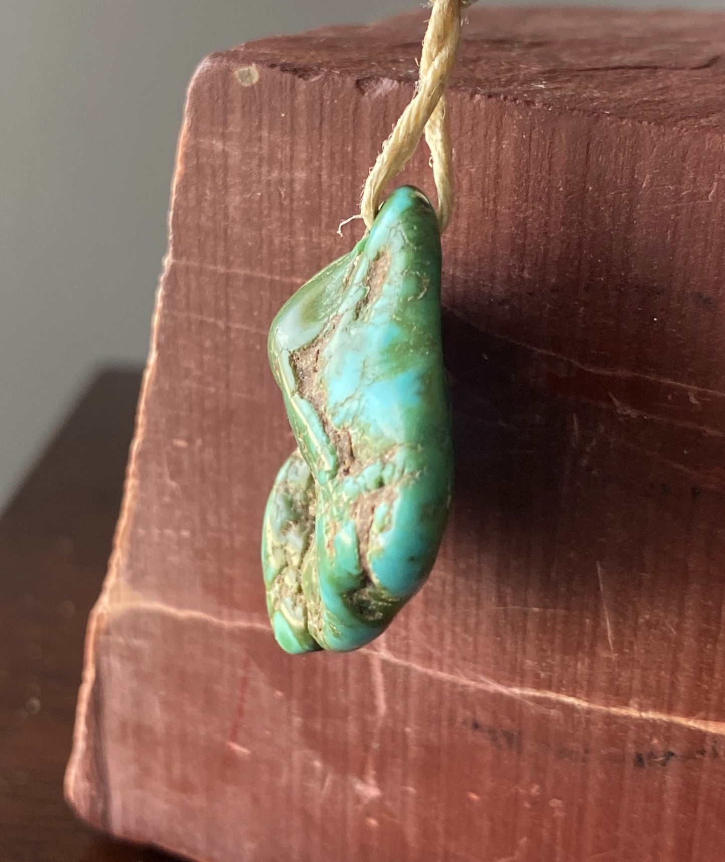 39 carat color change Stone Mountain Turquoise pendant bead