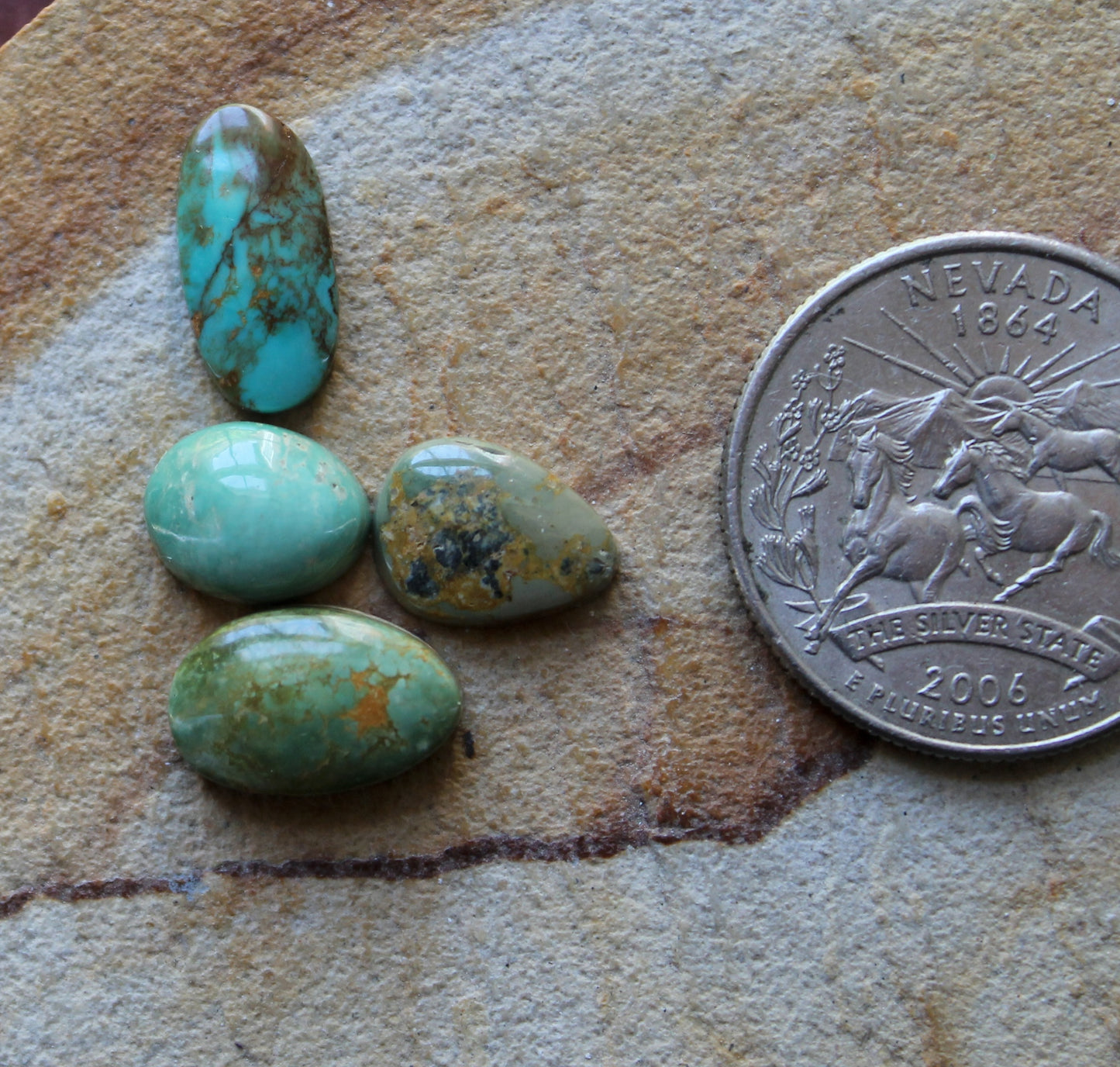 11 carats mixed color Stone Mountain Turquoise cabochons