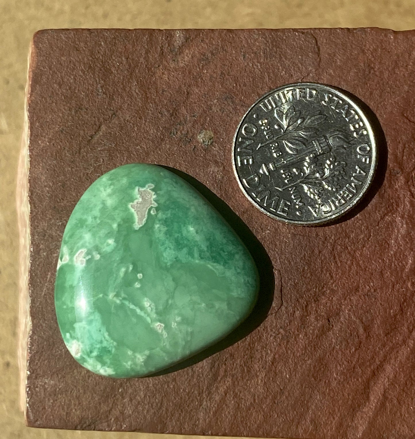 22 carat green natural Utah varscite cabochon