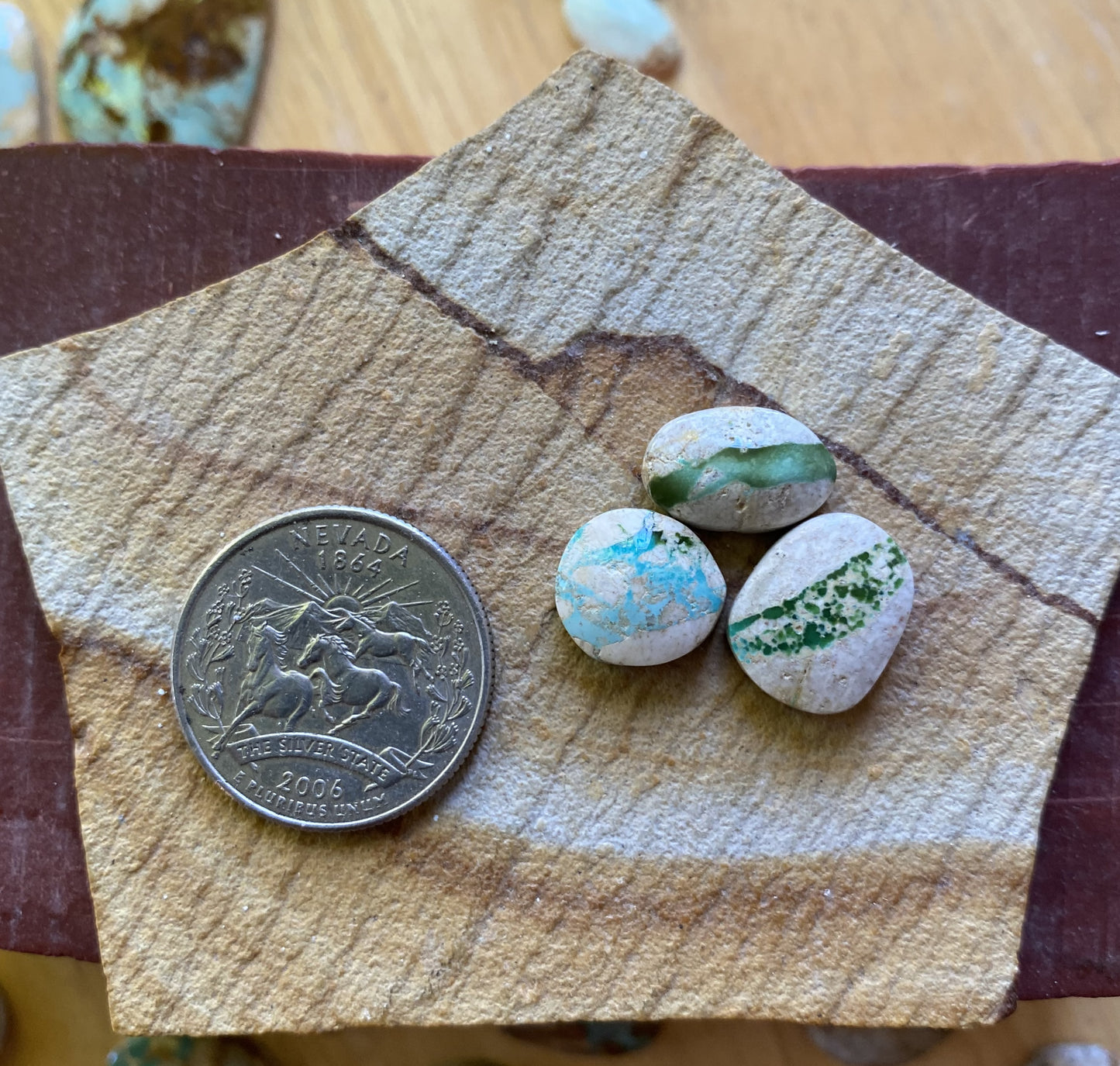 18 carats color change boulder-cut Stone Mountain Turquoise cabochons