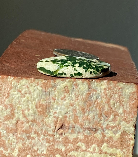 19 carats natural boulder-cut Stone Mountain Turquoise cabochon