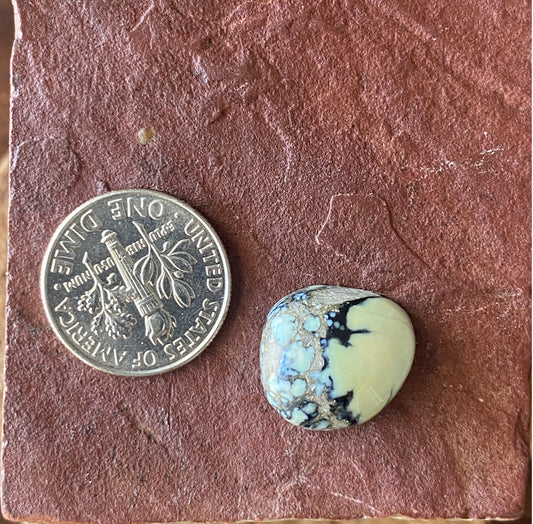 8 carat natural Candelaria variscite cabochon with a high dome