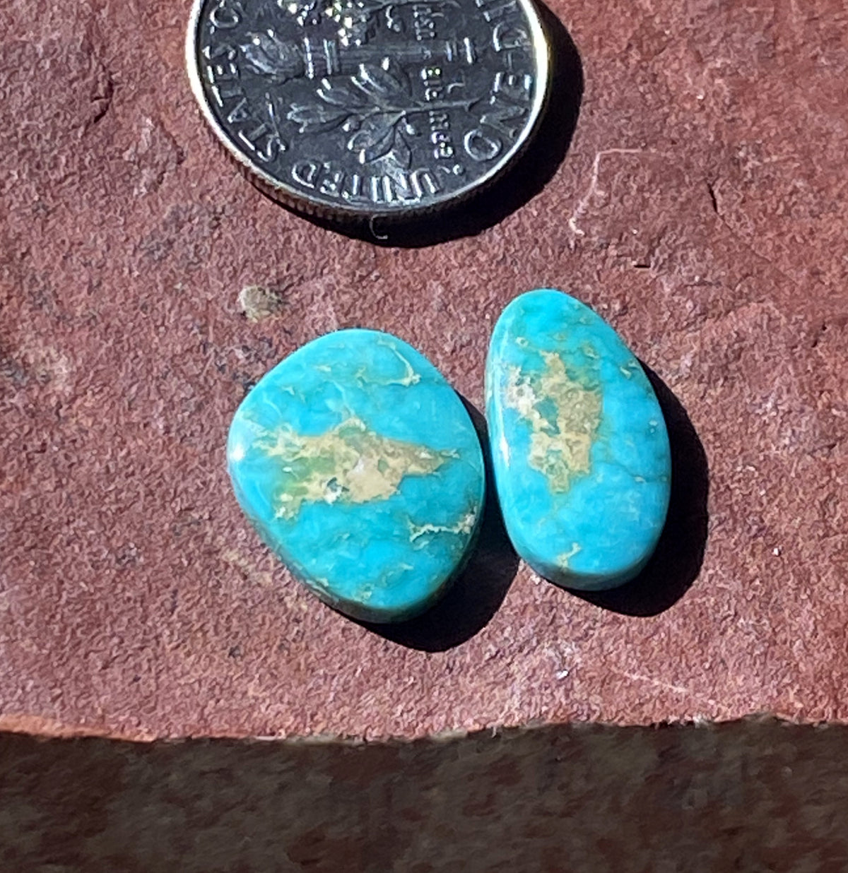 7 carats sea green Stone Mountain Turquoise cabochons