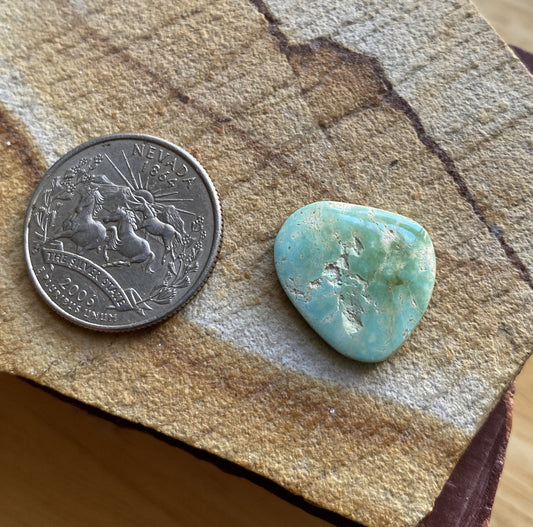 9 carat light green natural Stone Mountain Turquoise cabochon