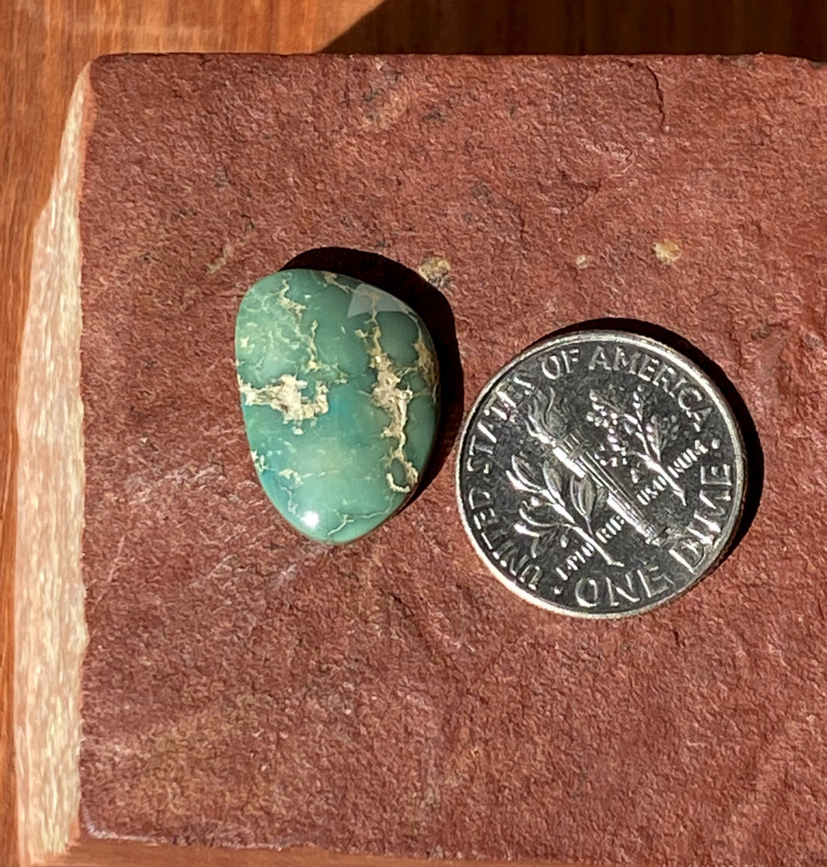 7 carats natural green Stone Mountain Turquoise cabochon